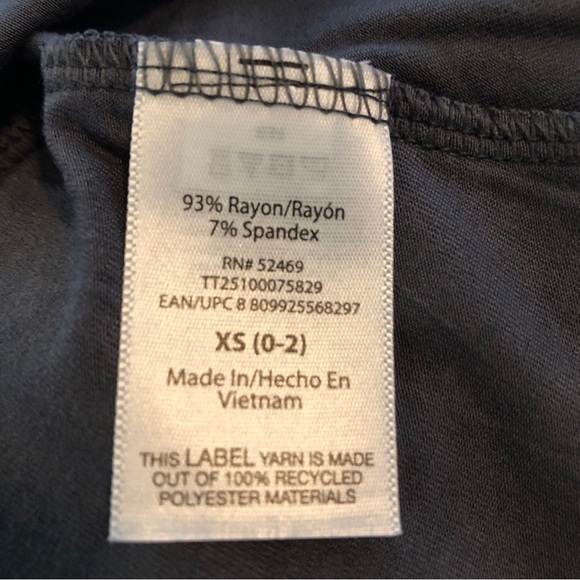 TIME and TRU Womens Tank Top Size XS 0-2 Relaxed Fit Sleeveless Gray New - Picture 5 of 7